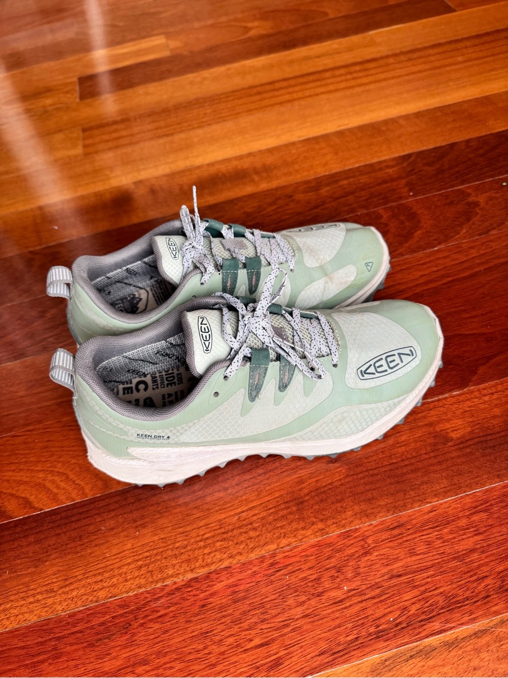 Keen Mint Green and Light Gray Hiking Sneakers size 9.5